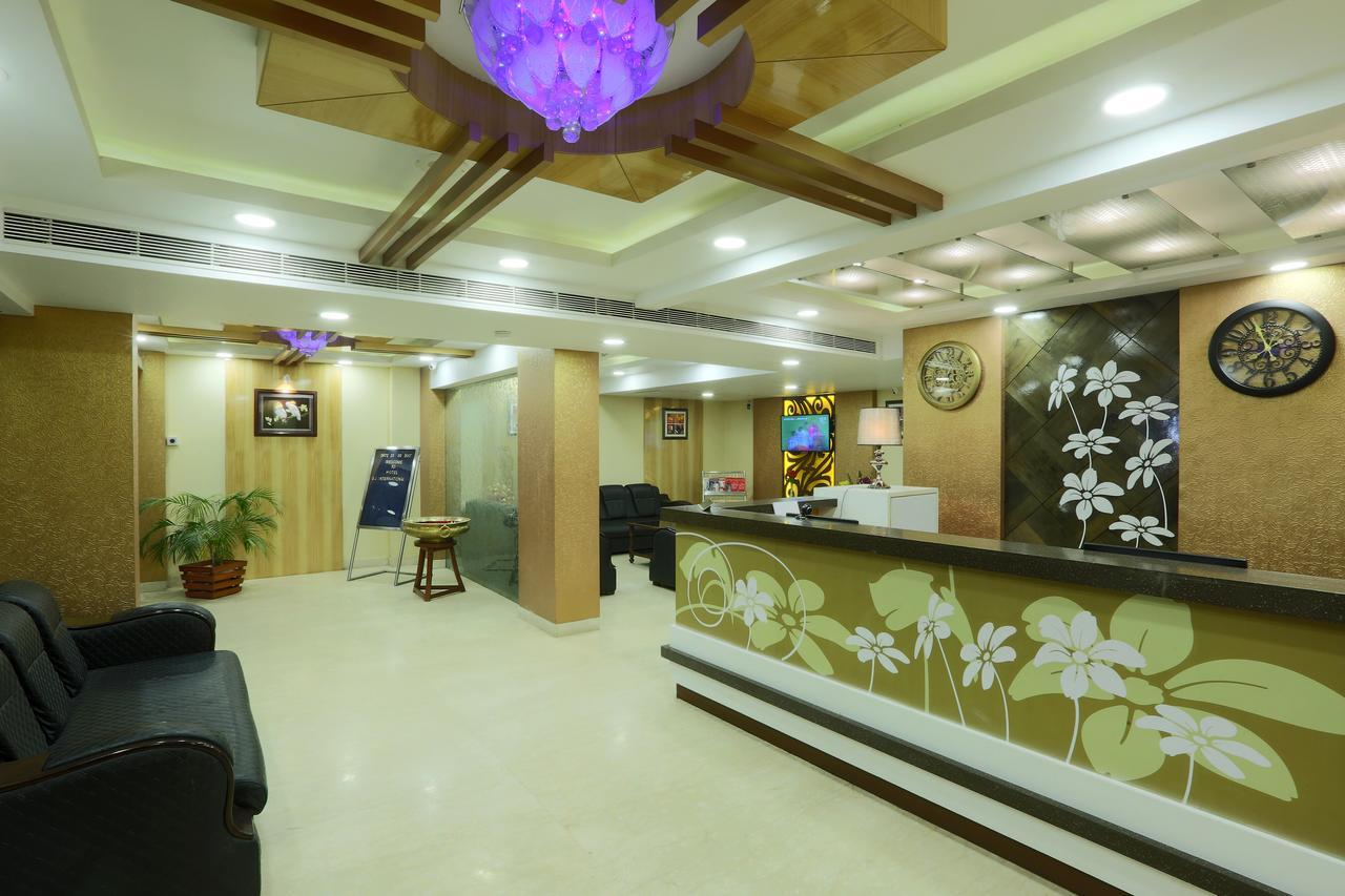 Hotel SJ International Guwahati Exterior foto