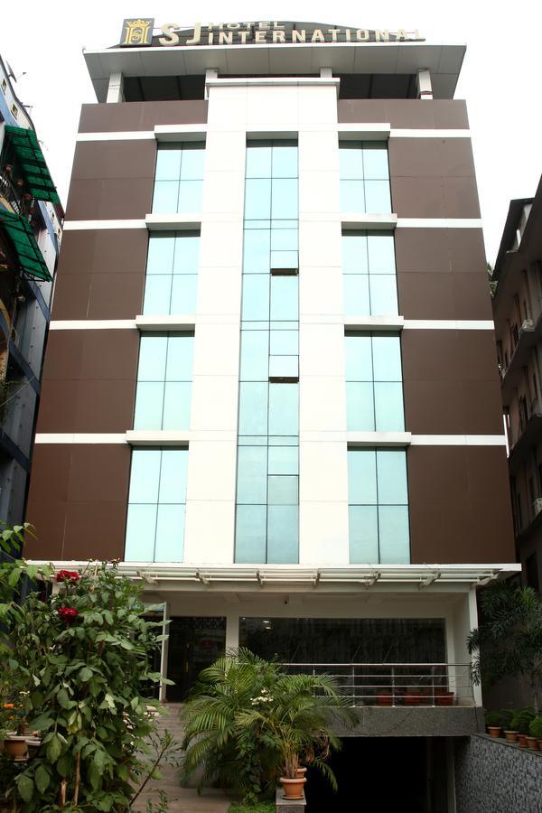 Hotel SJ International Guwahati Exterior foto