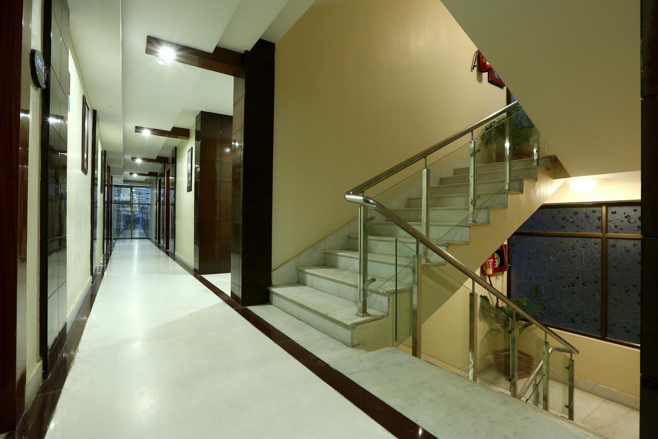Hotel SJ International Guwahati Exterior foto