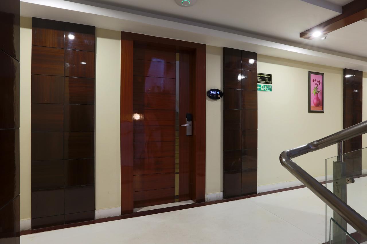 Hotel SJ International Guwahati Exterior foto