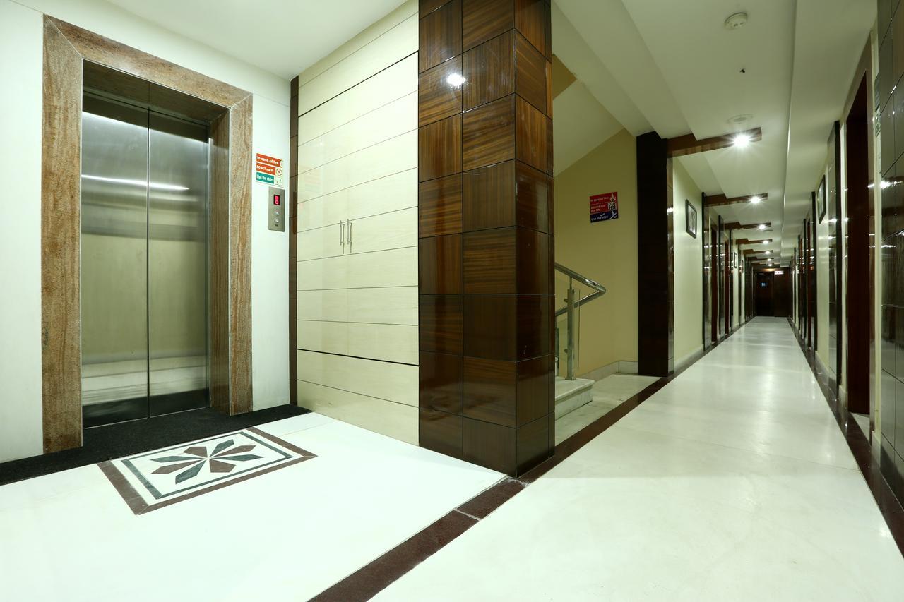 Hotel SJ International Guwahati Exterior foto